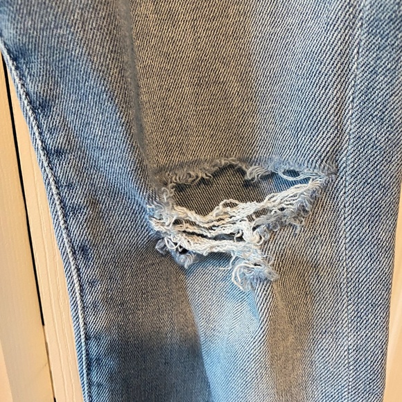 Mother Jeans - High Waisted Looker Crop - Picture 4 of 11